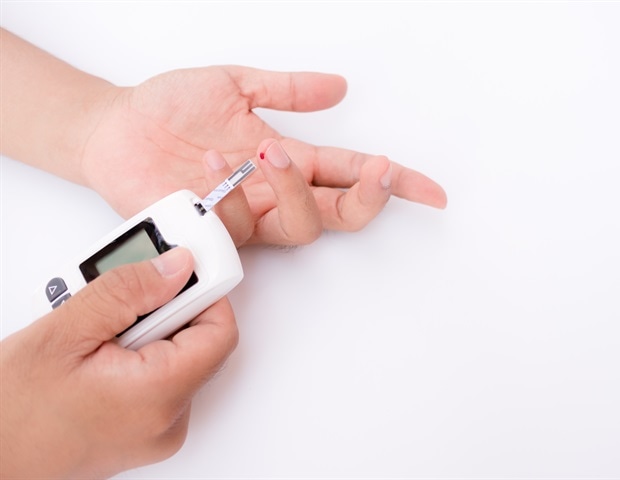 Miniaturized optical sensor offers pain-free glucose monitoring for diabetics