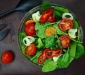 Bagged salad sales plunge as Cyclospora concern grows online