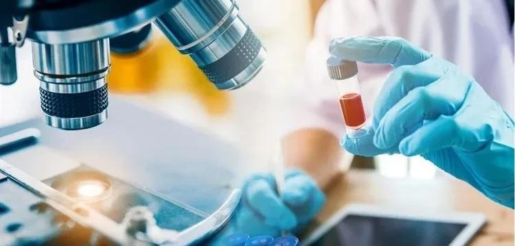 What control types are used in scientific discovery?