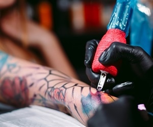 Having tattoos not related to overall health status, study reveals