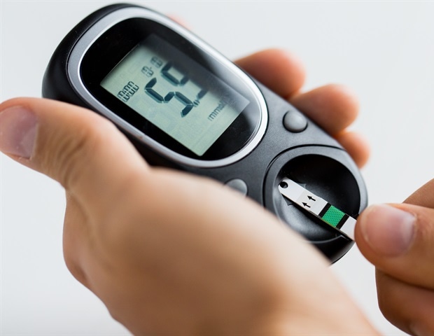 Miniaturized optical sensor offers pain-free glucose monitoring for diabetics