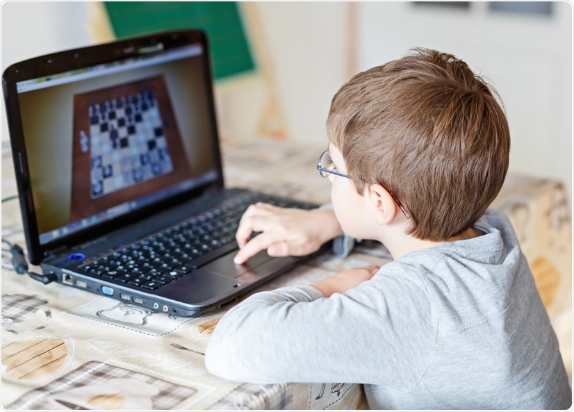 Study provides guidance about screen time harming children’s vision