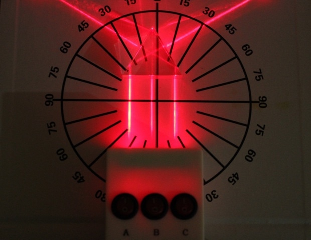 Evanescent Scattering Microscopy for Label-Free Protein Detection and Biomolecular Analysis