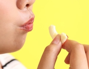 How Eating Slowly and Food Texture Influence Appetite and Weight