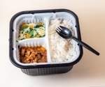 How Self-Heating Food Packaging Heats Meals Without External Power