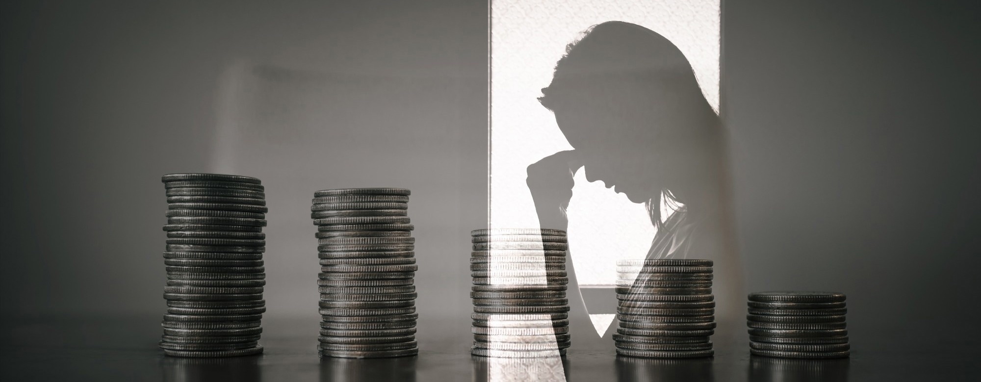 Persistent financial hardship tracks with poorer memory and processing speed by midlife