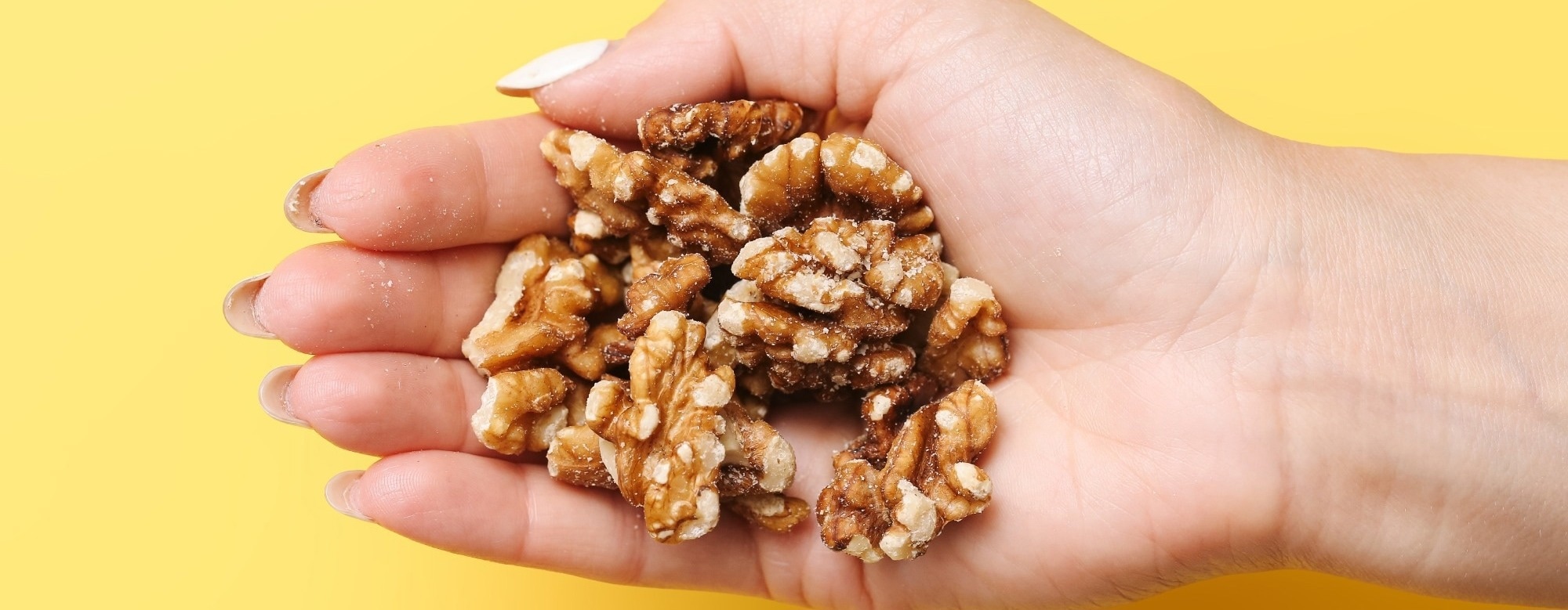 How much do nuts matter for blood pressure? This study points to about a handful a day
