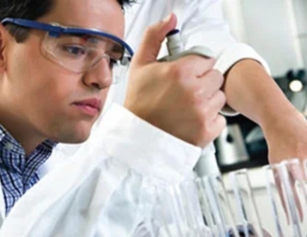 Why labs should switch from in-house preparation to certified analytical standards