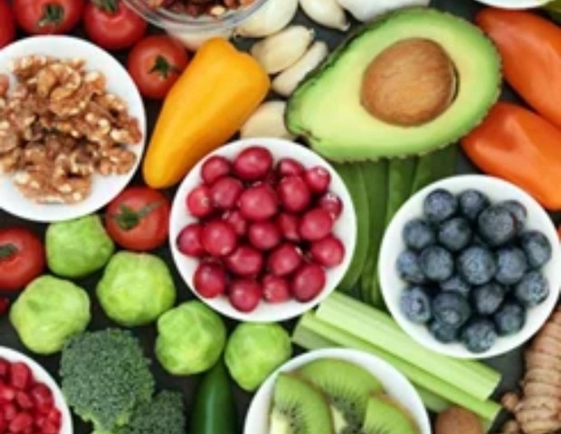 Reassessing PFAs risks in food packaging to protect public health and the environment