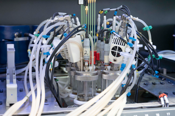 The BioXplorer 100 up close image.