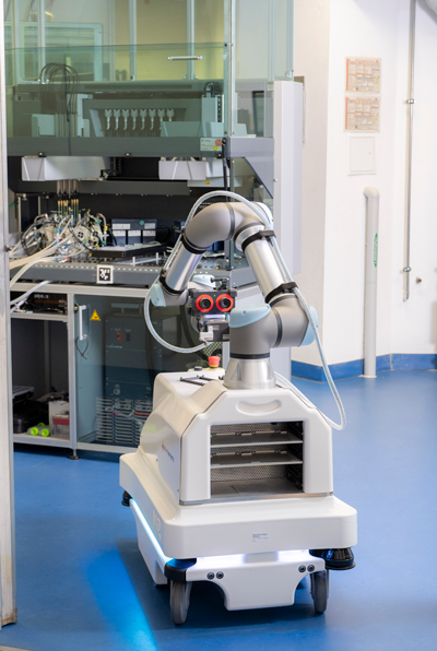 Building an automated platform for bioprocess development and downstream analytics with the BioXplorer 100