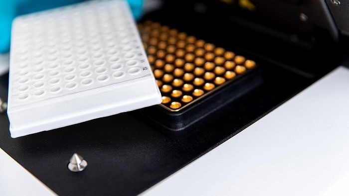 Autosampler holder/plate