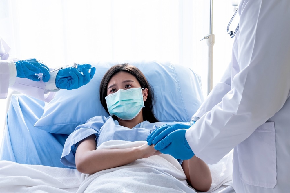 Study: Recent review of COVID-19 management: diagnosis, treatment and vaccination. Image Credit: Anatta_Tan / Shutterstock.com