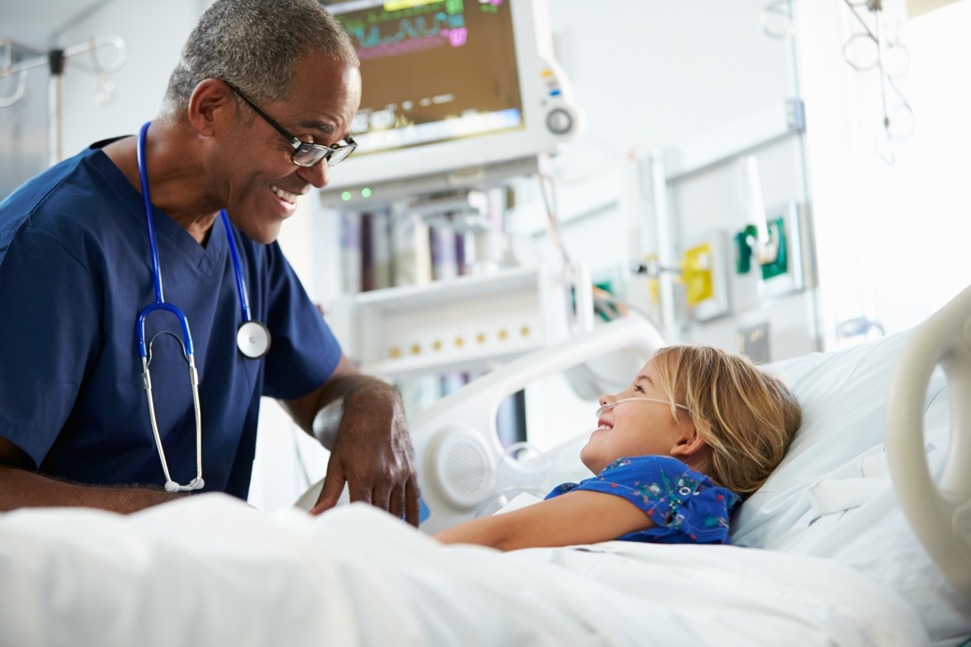Study: An estimate of pediatric lives saved due to non-pharmacologic interventions during the early COVID-19 pandemic. Image Credit: Monkey Business Images / Shutterstock.com