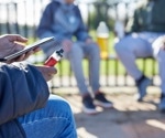 From stress to susceptibility: how COVID lockdowns shaped teen vaping risk