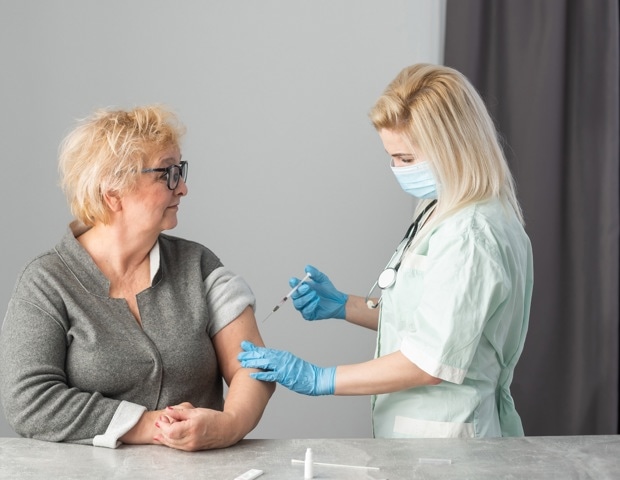 High-dose flu shots lower hospitalization risk in older adults