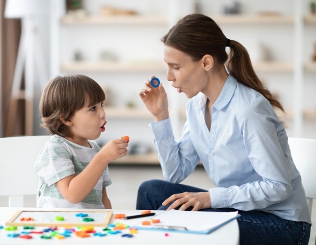 Not all children with autism benefit from early language therapy