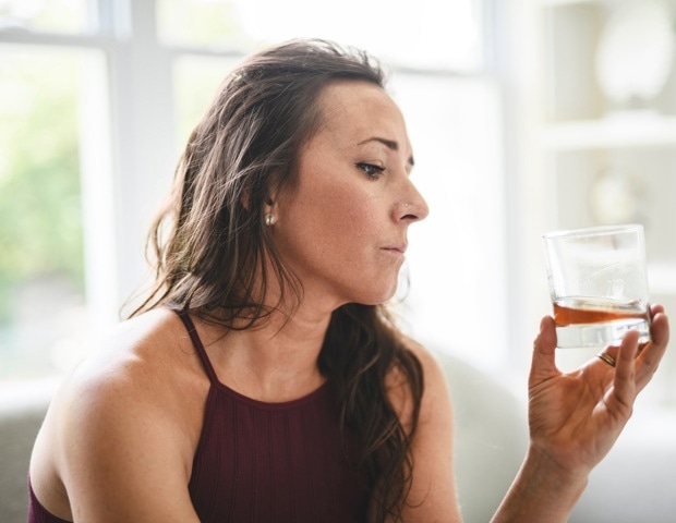 New analysis asks if alcohol guidance needs stronger trials to settle the health debate