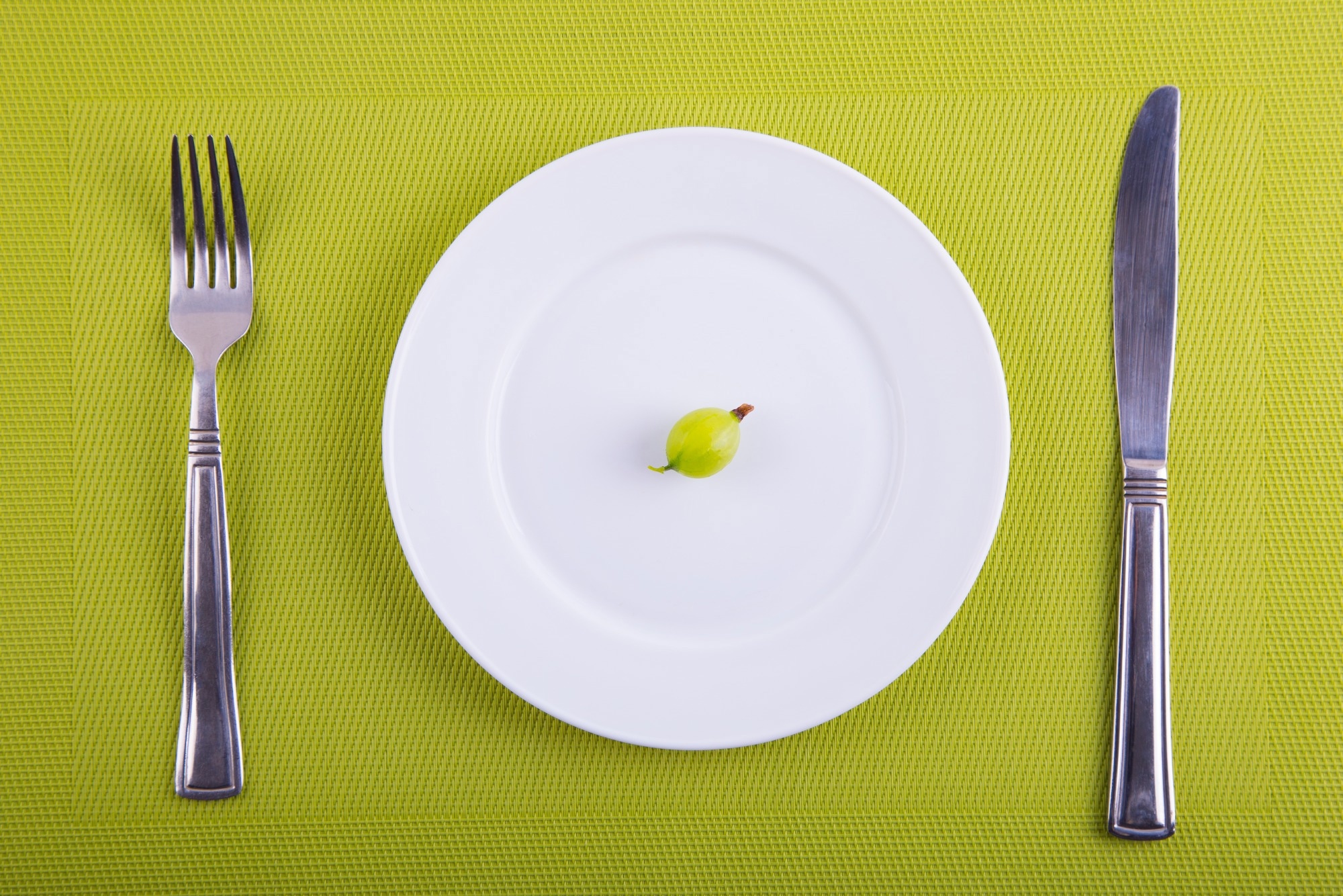 Study: The effect of continuous or intermittent calorie-restricted diet on body composition and resting energy expenditure in patients with type 2 diabetes. Image Credit: Oleksandra Mykhailutsa / Shutterstock