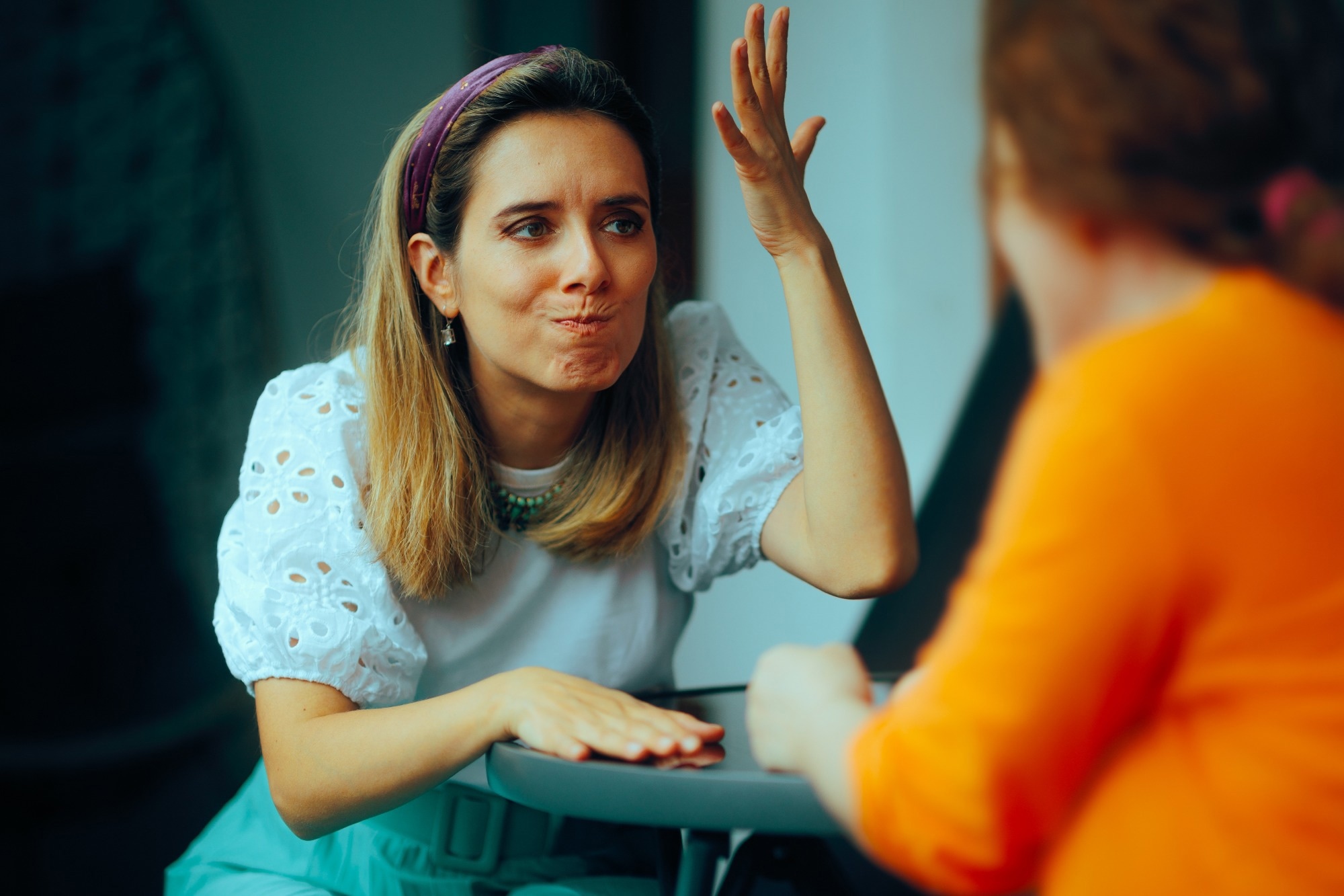 Study: Negative social ties as emerging risk factors for accelerated aging, inflammation, and multimorbidity. Image Credit: Nicoleta Ionescu / Shutterstock