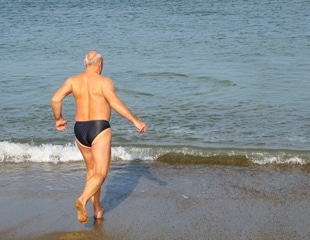 Can aging bring improvement instead of decline? Long-term study says yes