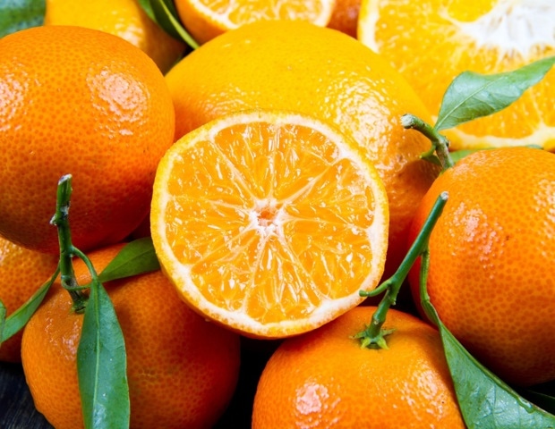 Eating oranges daily may shift lipid patterns in fatty liver disease