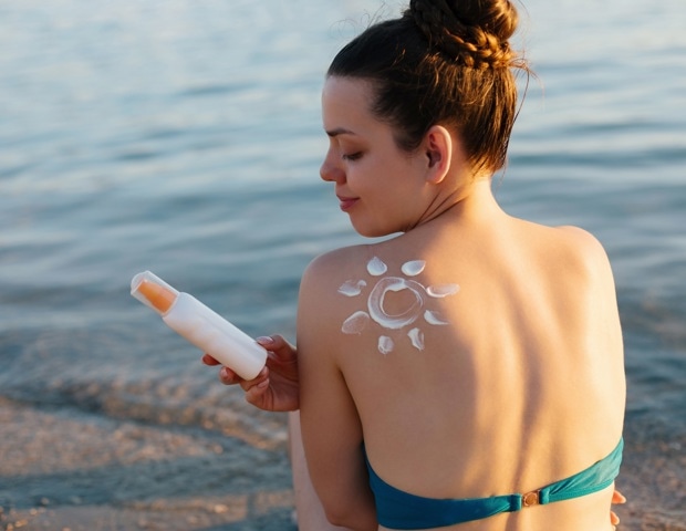 Teens skip sunscreen because they see it as inconvenient