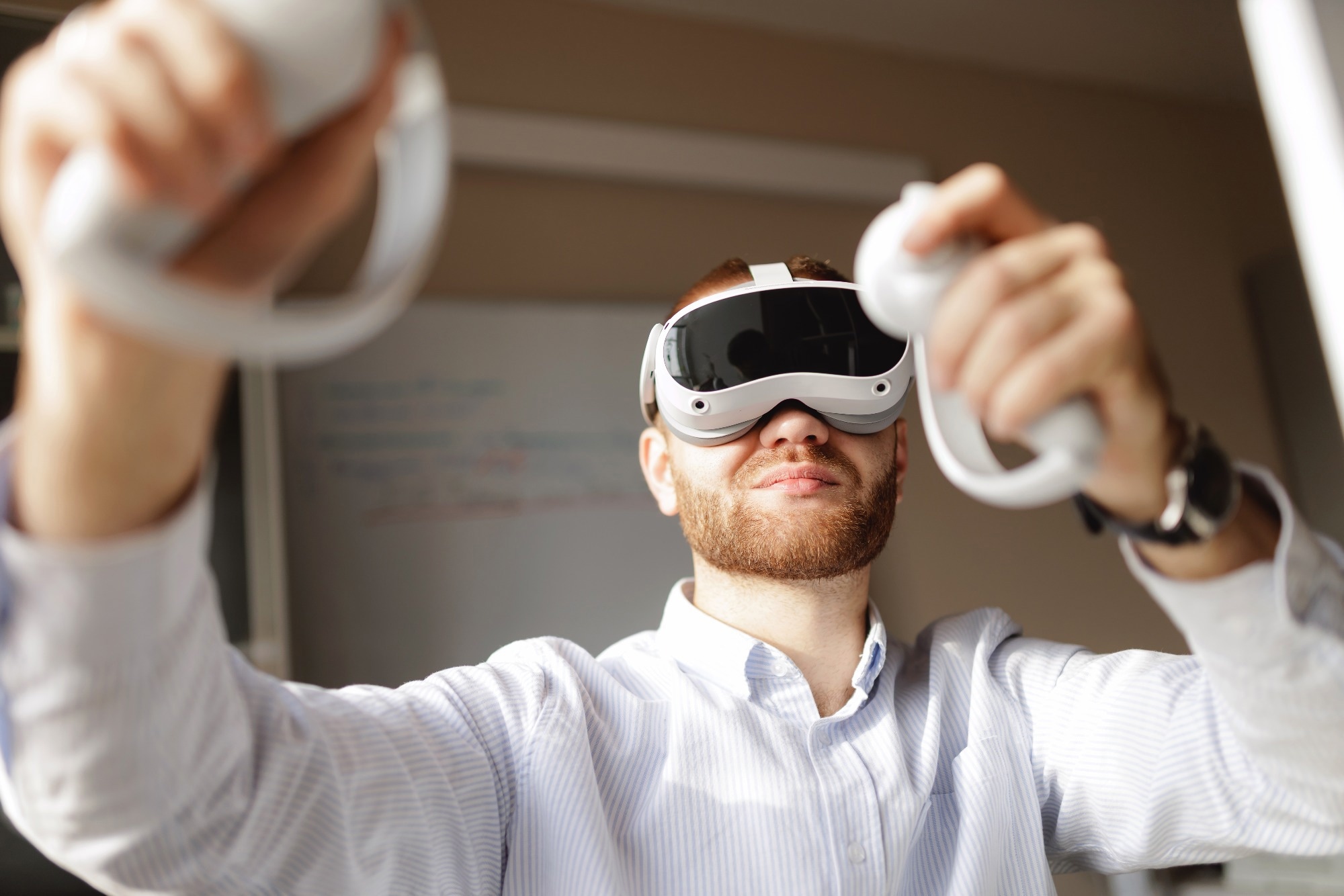 Study: Virtual Reality Intervention to Empower Autistic People to Interact With Police: A Randomized Controlled Clinical Trial for Autistic Teens and Adults. Image Credit: Parilov / Shutterstock