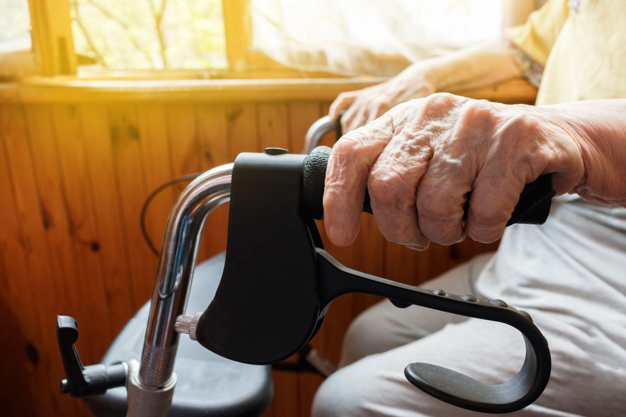 Study: Frailty and sex differences in blood pressure control in older adults. Image Credit: Mykola Churpita / Shutterstock