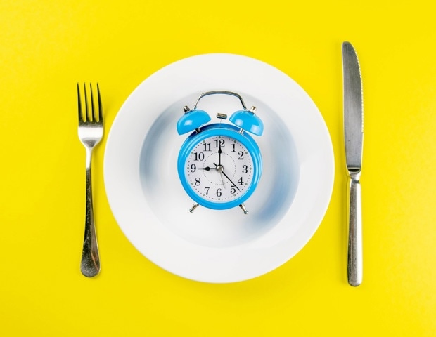 The best meal timing for blood sugar may be earlier dinners