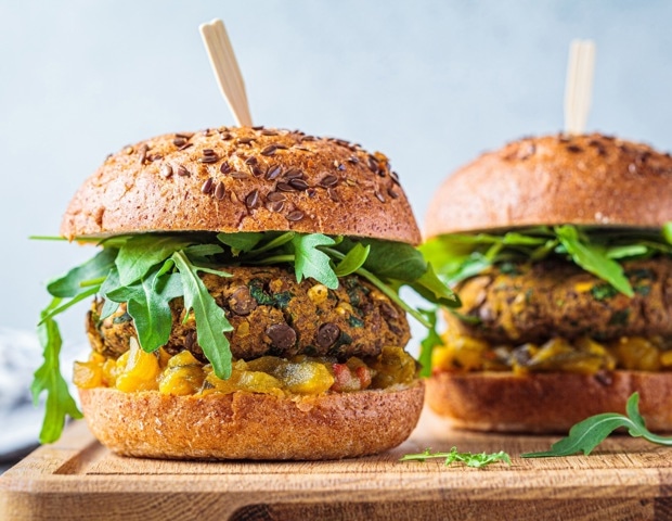Plant-based quinoa burgers reduce post-meal blood sugar spikes