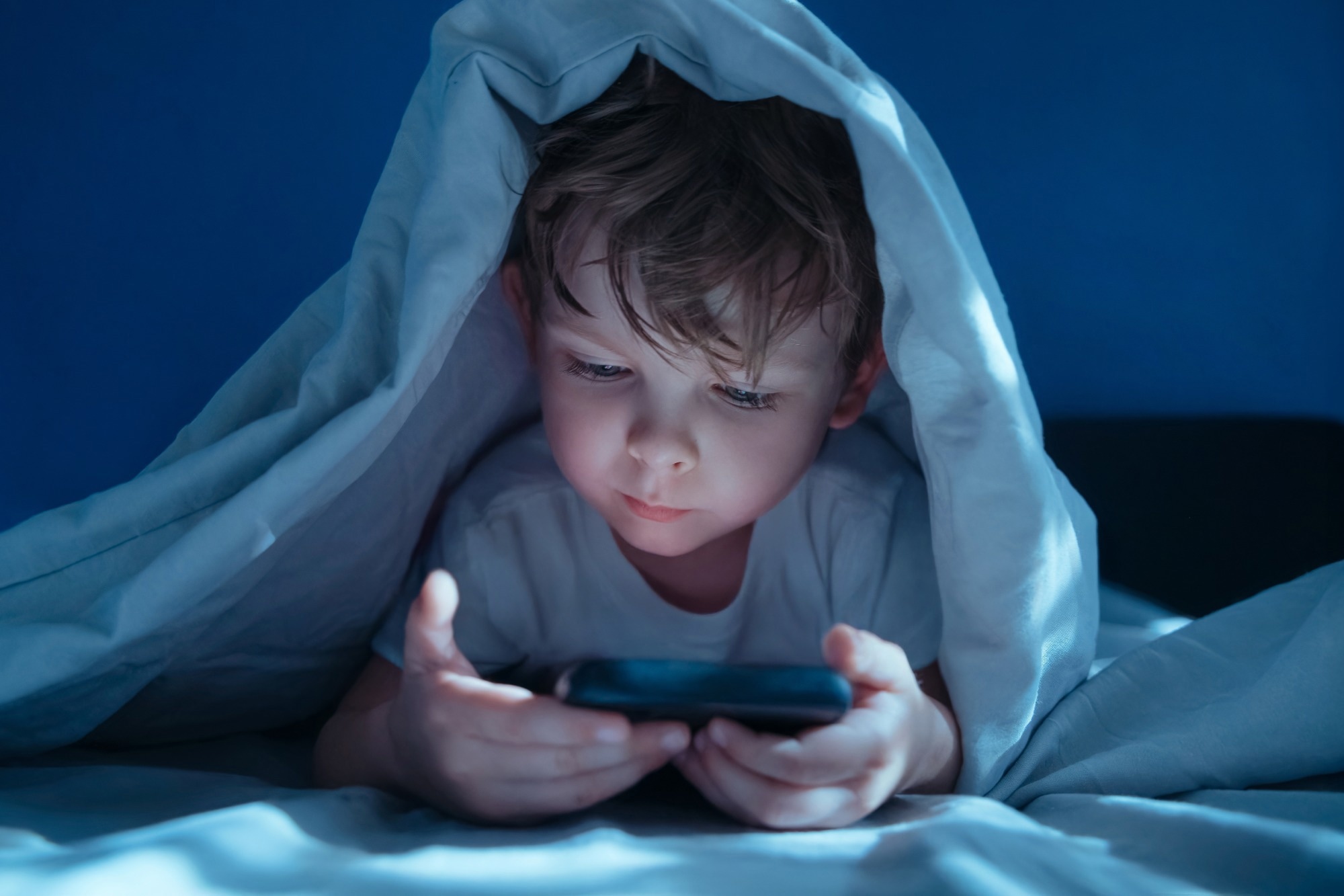 Study: Longitudinal effect of early social media use on standardized learning outcomes during school career. Image Credit: Arsenii Palivoda / Shutterstock