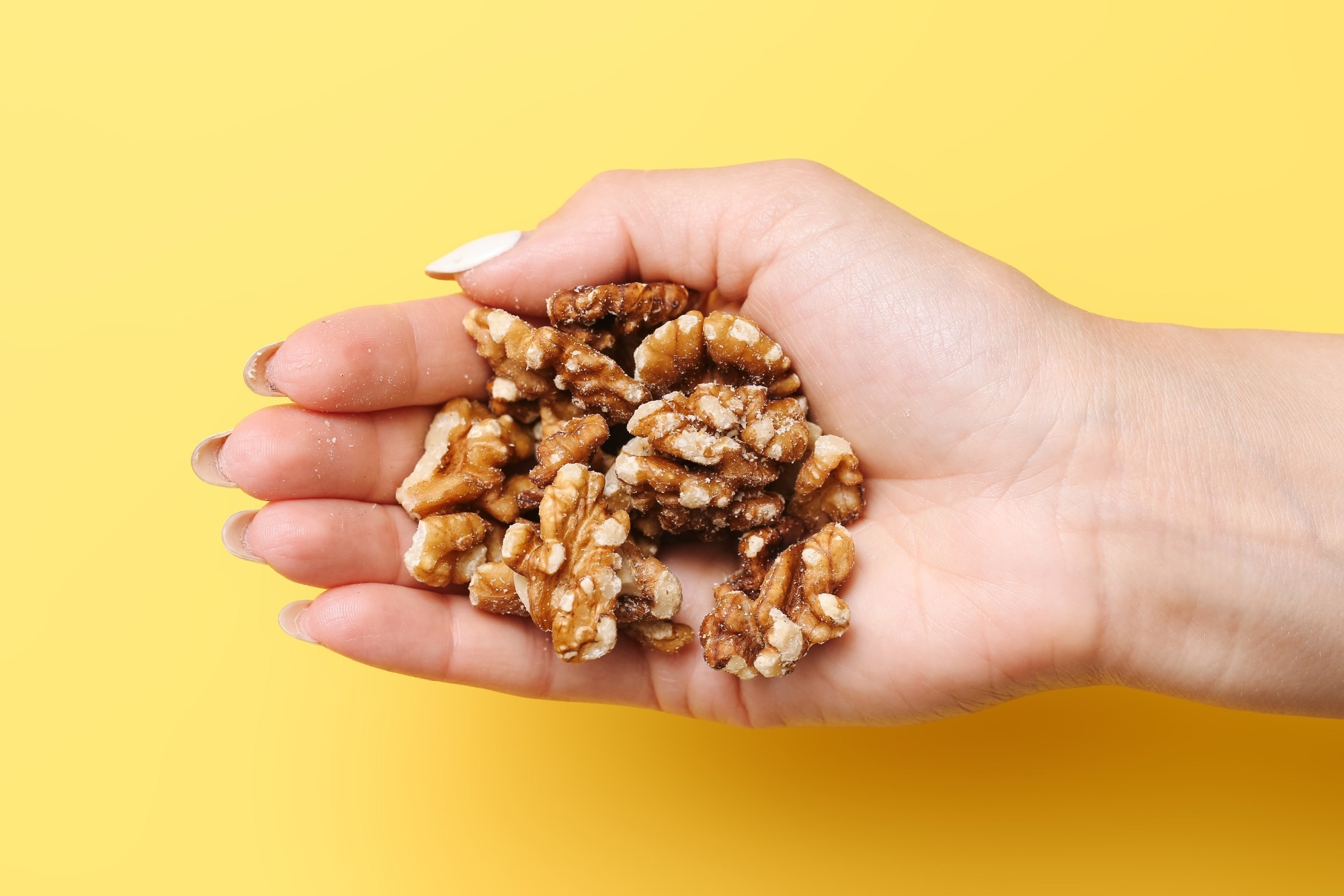 Paper: Nut consumption and the risk of hypertension: a systematic review and dose response meta-analysis of prospective studies. Image Credit: Pawel Michalowski / Shutterstock