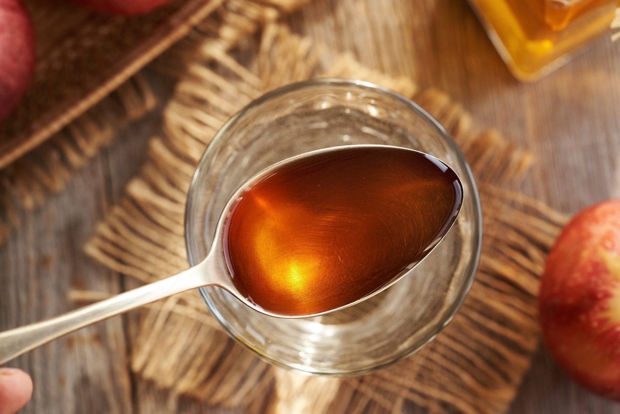 Study: Vinegar beverage consumption improves defecation status in constipation-prone healthy adults: a randomized, double-blind, placebo-controlled trial. Image Credit: Madeleine Steinbach / Shutterstock
