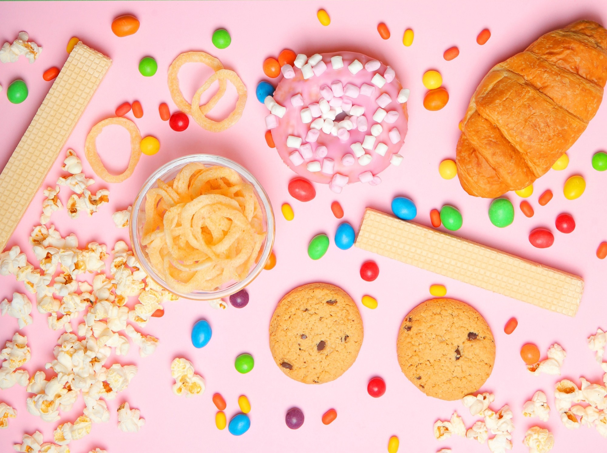 Study: Relationship between 39 dietary markers of ultra-processed food and incident depression: evidence from the prospective UK Biobank cohort study. Image Credit: White bear studio / Shutterstock
