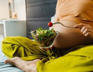 What four pregnancy eating patterns revealed about mothers and newborns