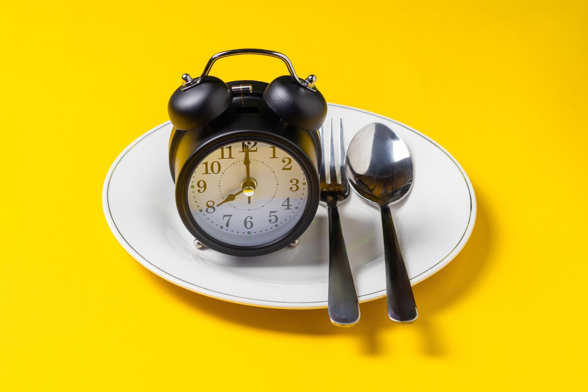 Study: Later Energy Intake within a Shorter Eating Window is Associated with Adverse Metabolic Profiles among Korean Adults. Image Credit: neontetra1 / Shutterstock