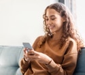 What makes some teens more open in online conversations?