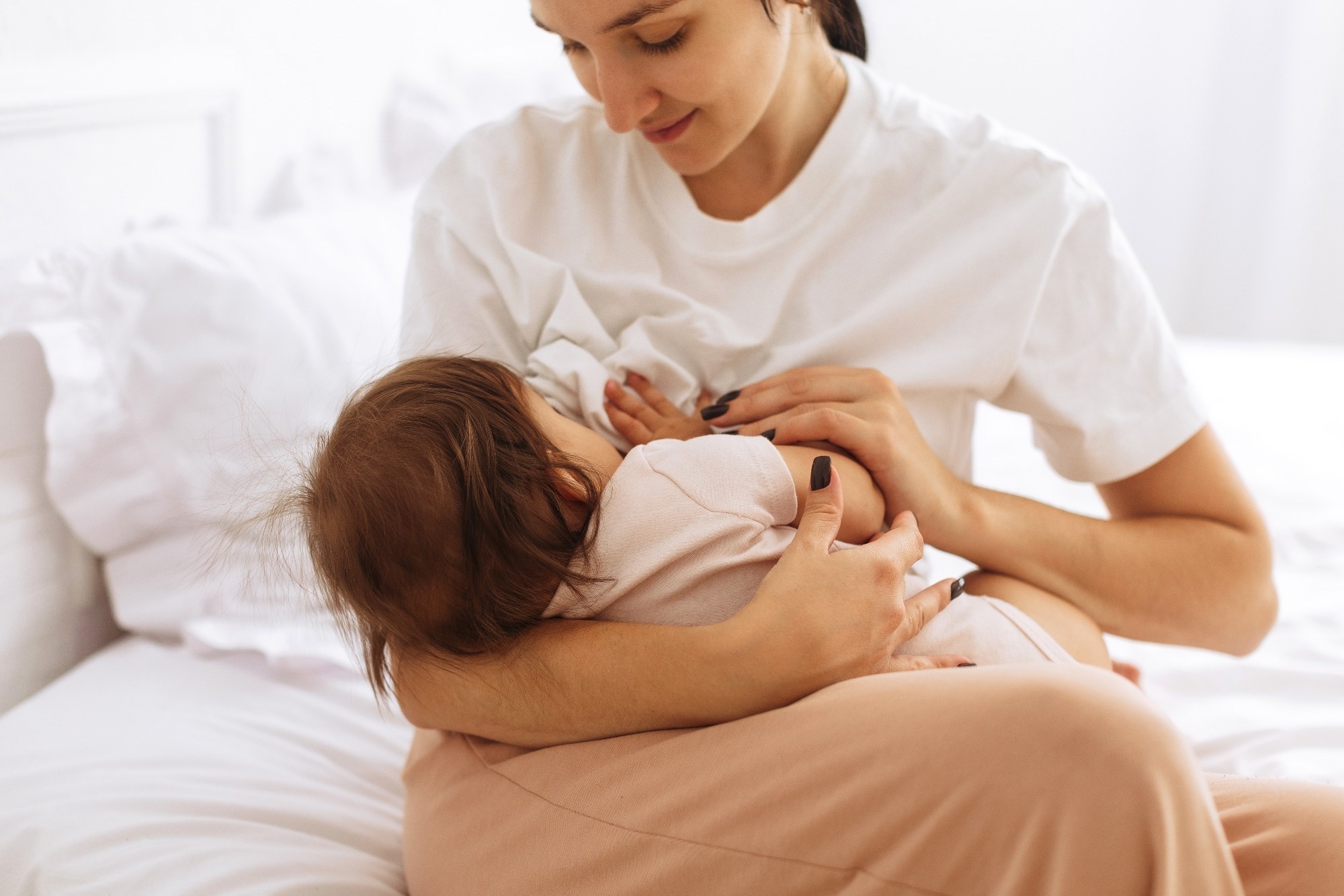Study: Maternal diet and genetics shape the human milk metabolome. Image Credit: FaceStock / Shutterstock