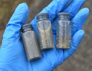 Scientists discover water-triggered reactions that may explain microplastic harm
