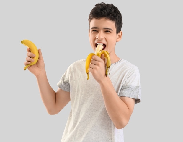 Fruit and sugary drinks stood out in a three-year study of teenage mental health