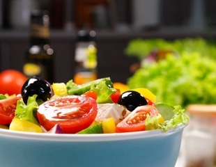 Scientists found a link between Mediterranean diet blood markers and longer survival