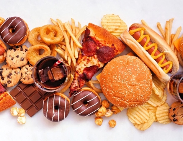 Salt-adding behavior varies by gender and lifestyle factors